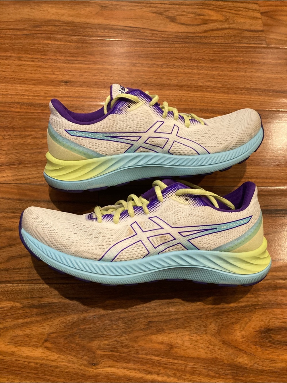 Asics Womens Gel Excite 8 Running Shoes Sz 8.5 White Athletic Sneakers 1012B214
